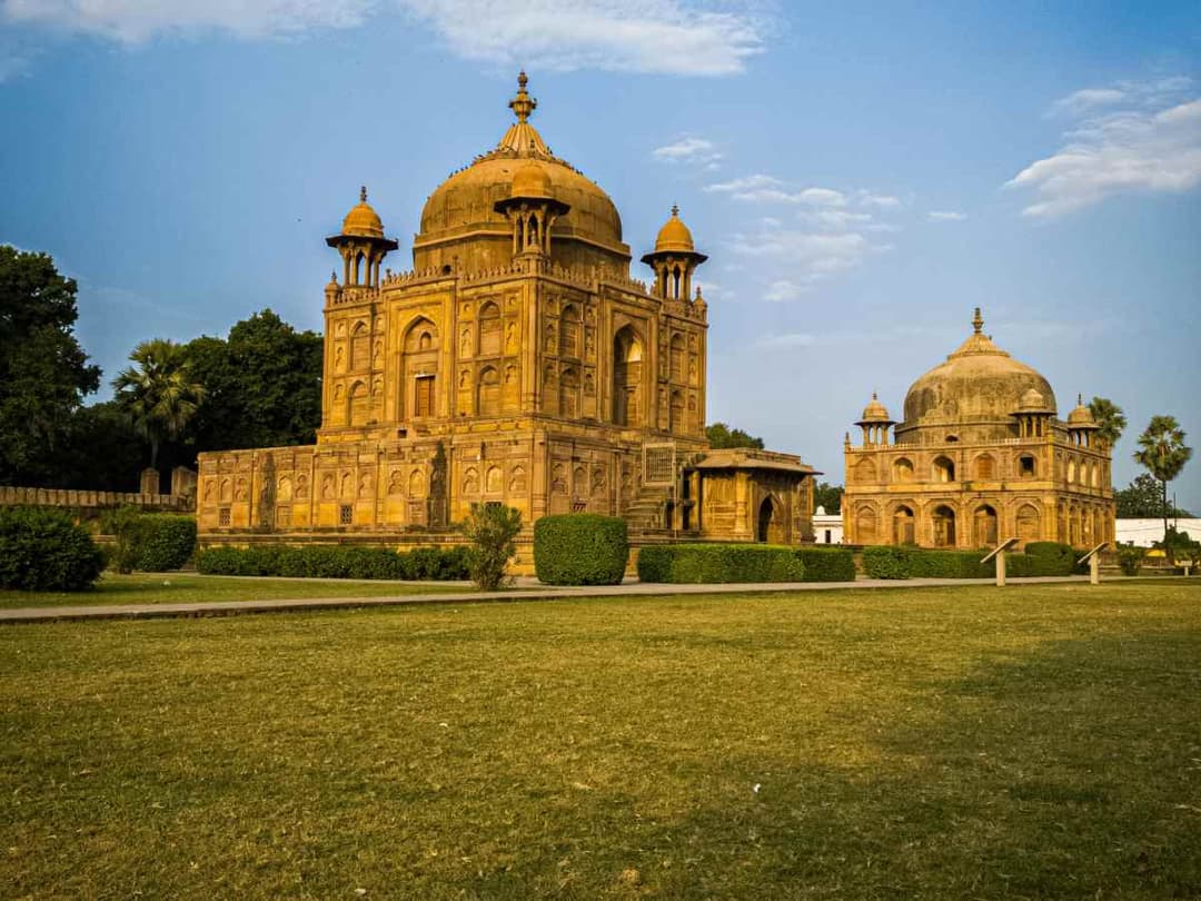 Discover the Mughal Era Khusro Bagh Gardens in Prayagraj