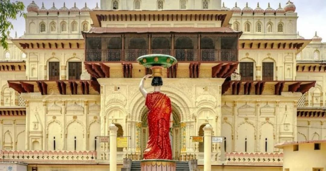 Discover the Splendor of Kanak Bhawan Temple in Ayodhya