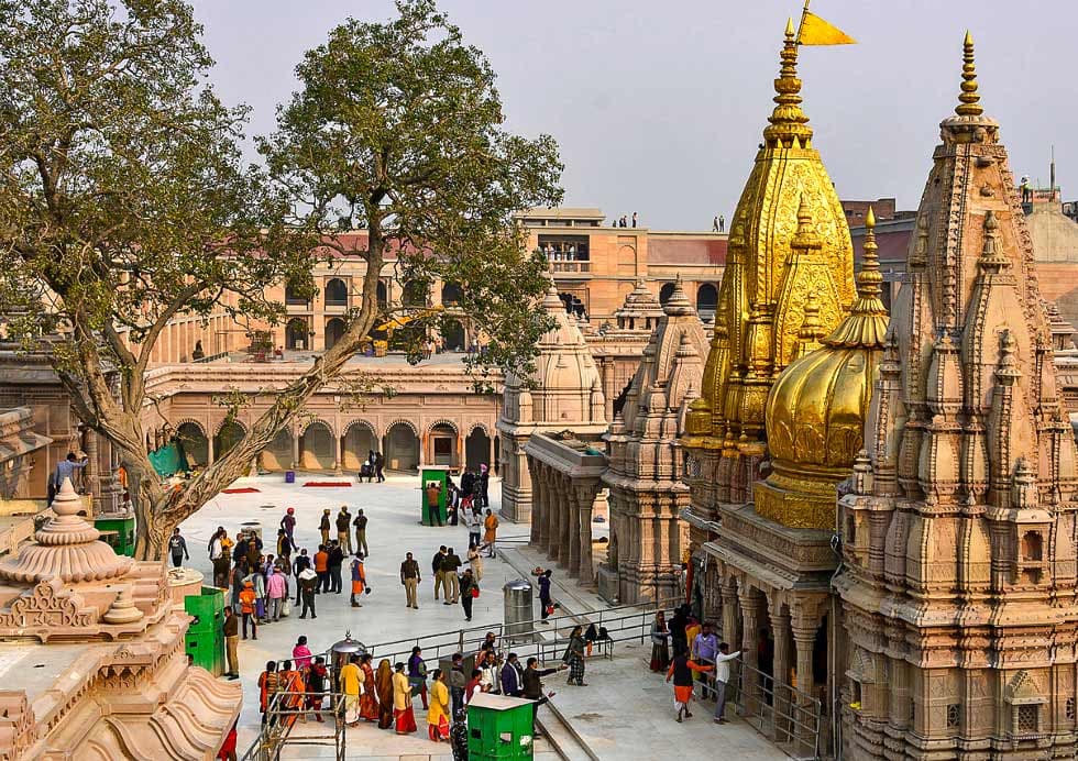 Explore the Sacred Kashi Vishwanath Temple Varanasi